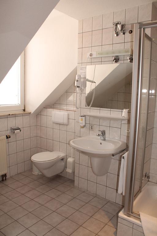 Hotel Anhalt Koethen  Rum bild