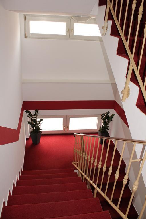 Hotel Anhalt Koethen  Exteriör bild