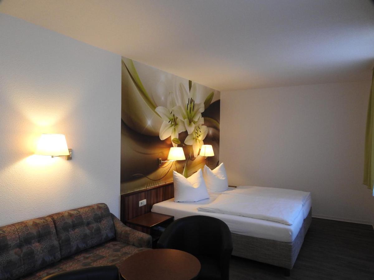 Hotel Anhalt Koethen  Exteriör bild